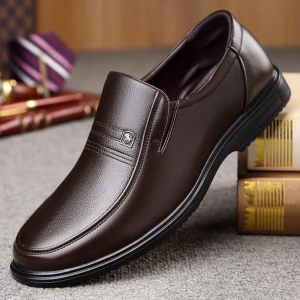 Handmade Genuine Leather Shoes Men Loafers Business Casual Shoes Classic Soft Leather Hombre Breathable Flat Shoes