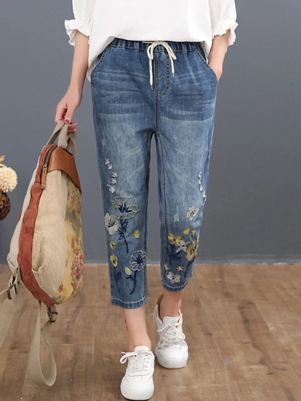 Max LuLu 2023 Chinese Autumn Fashion Style Ladies Vintage Embroidery Jeans Women Casual Floral Denim Trousers Ripped Harem Pants - Image 2