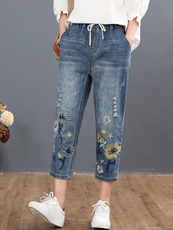 Max LuLu 2023 Chinese Autumn Fashion Style Ladies Vintage Embroidery Jeans Women Casual Floral Denim Trousers Ripped Harem Pants - Image 3